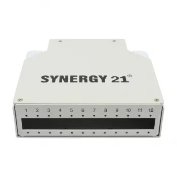 SYNERGY21 kuitupatch-paneeli DIN-kiskolle 12x LC Duplex / SC Simplex -sovittimelle ilman kytkimiä - kaapeli