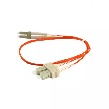 SYNERGY21 kuitupatch-kaapeli 0,5m OM2 LC–SC duplex oranssi