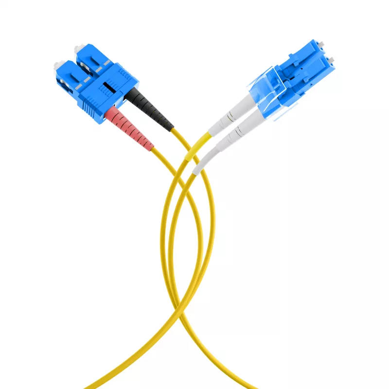 EFB Elektronik IPL-DF-LCUSCU-2-0200 Duplex OS2 yksimuotokuitu-patchkaapeli, LC/UPC - SC/UPC, 2 m, keltainen, LSZH