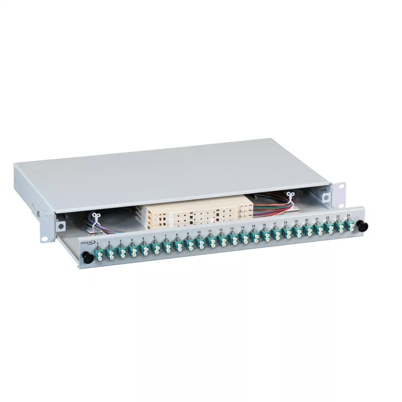 EFB Electronics jatkettava jatkosrasia LC 12 pigtailia offset 6 kytkentää OM3
