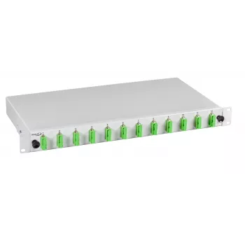EFB Electronics jatkettava jatkosrasia SC 24 pigtailia offset 12 kytkentää OM3