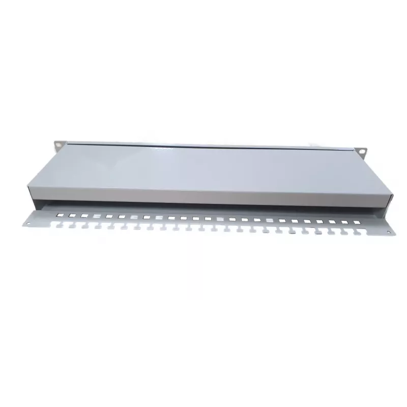 EFB Elektronik osittain varustettu breakout-box 24 LC-duplex-liittimellä OM3