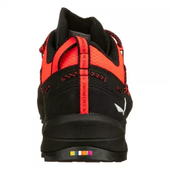 Salewa Wildfire 2 naisten lähestymiskengät - Fluo Coral/Black, koko 36.5