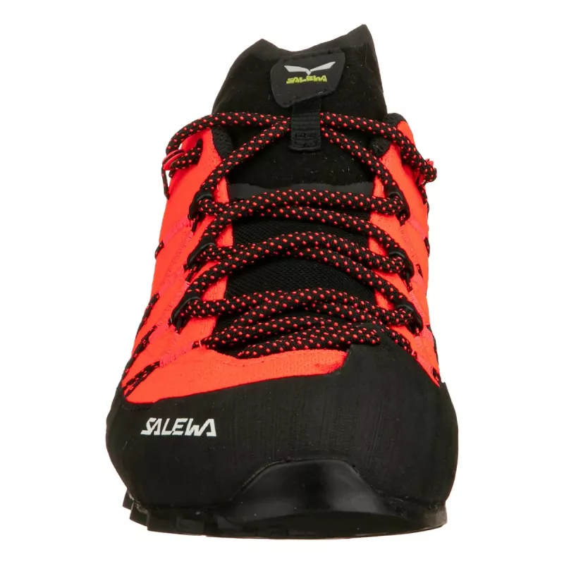 Salewa Wildfire 2 naisten lähestymiskengät - Fluo Coral/Black, EU 37