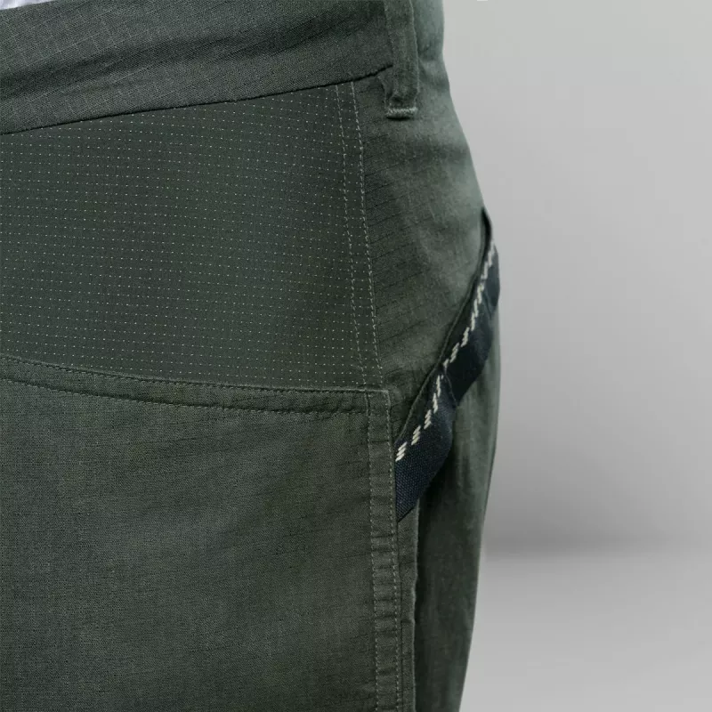 Salewa Agner Hemp Ripstop shortsit - Dark Olive - Koko L