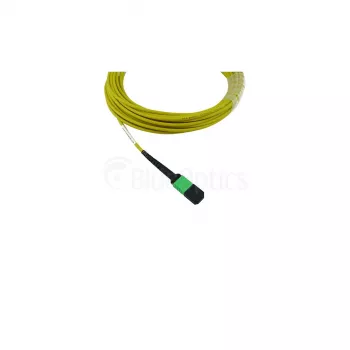 BlueOptics MFP7E30-N007 yhteensopiva MPO-MPO Singlemode OS2 -liitäntäkaapeli 7,5 metriä