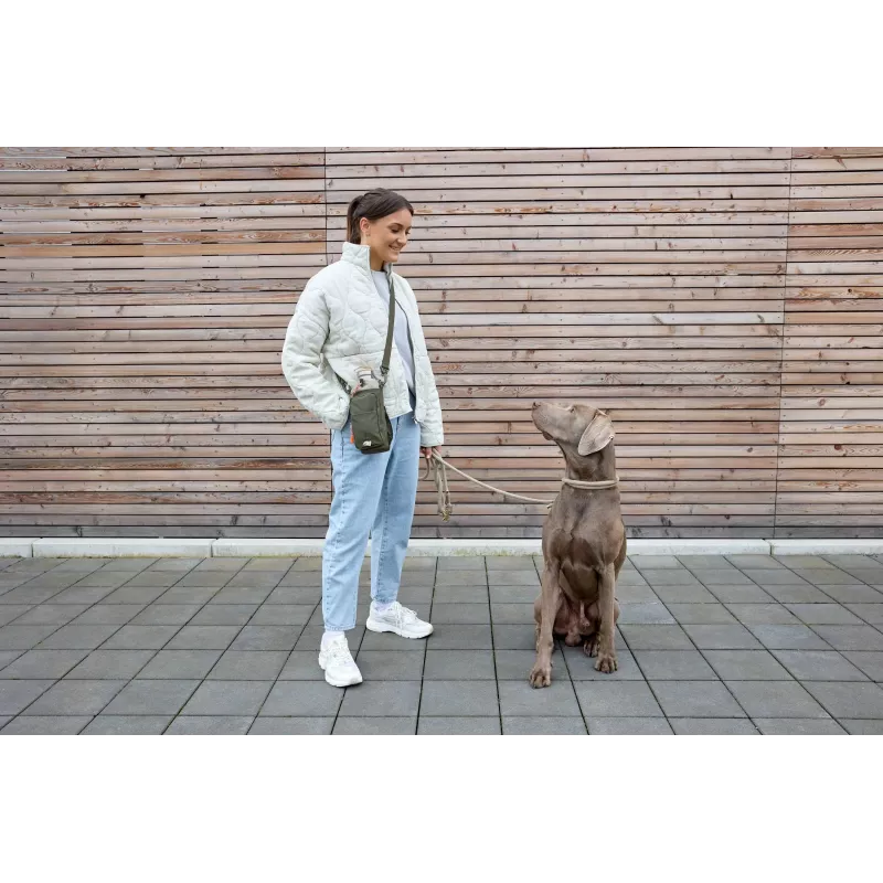 PALOPA 2-in-1 koiran herkkutasku ja pullonpidike Boudi Dark Olive