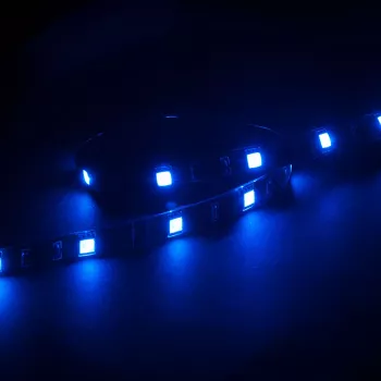 Akasa Vegas M AK-LD05-50BL sininen LED-nauha PC-kotelon valaistukseen, 50cm, magneettinen, 12V