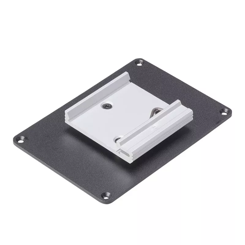 Akasa DIN-kiskokiinnike Raspberry Pi -koteloille