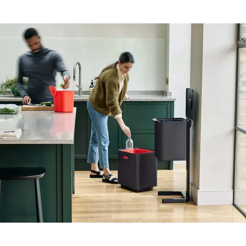 Joseph Joseph Totem Max 60L musta jäte- ja kierrätysastia