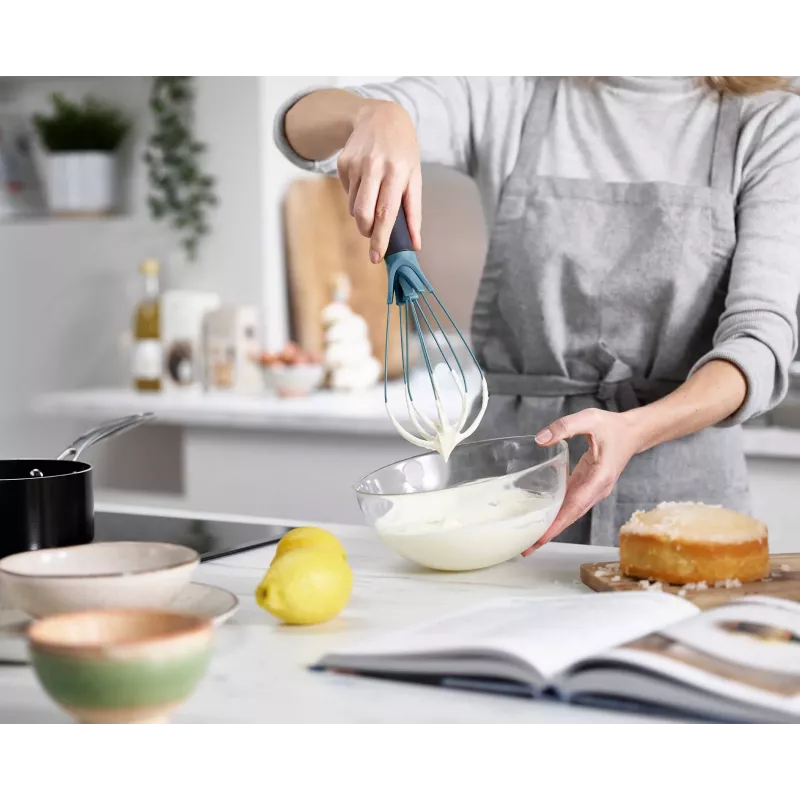 Joseph Joseph Twist 2-in-1 sininen vispilä