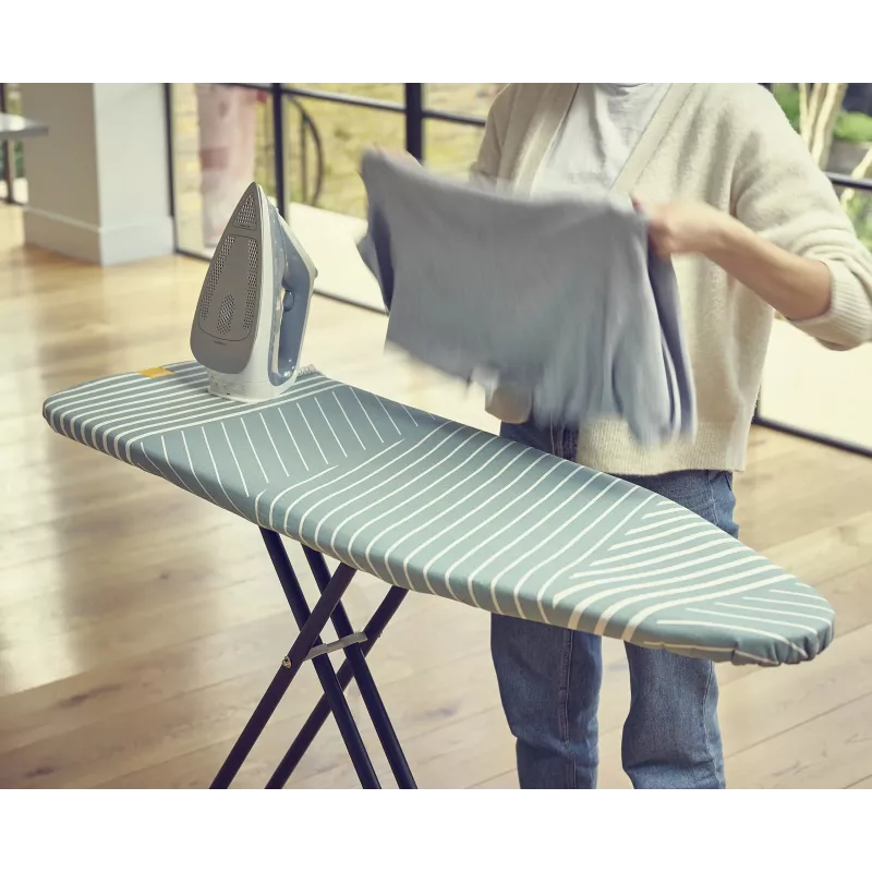 Joseph Joseph Flexa harmaa helposti istuva silityslauta päällinen 135 cm