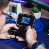 FIZZ CREATIONS Tetris retro arcade -kädessä pidettävä konsoli, väri, metallirunko