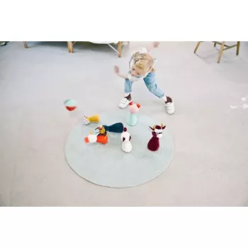 Lilliputiens Farm keilailusetti kellopallolla