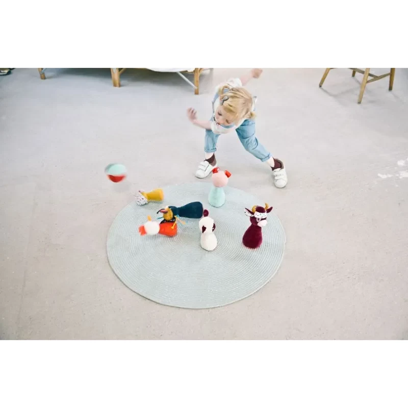 Lilliputiens Farm keilailusetti kellopallolla