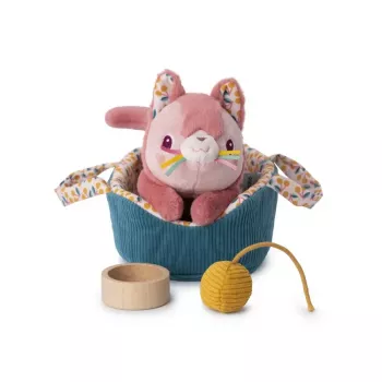 Lilliputiens Jeanne-kissa pehmolelusarja korilla ja lisävarusteilla, 12 kk+