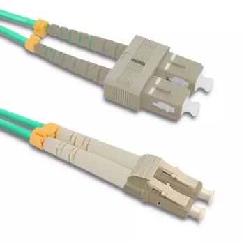 Qoltec kuitupatch-kaapeli LC/UPC - SC/UPC monimuoto OM4 duplex 5m