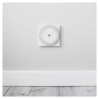 ENTAC LED yövalo 0,5W pyöreä lämminvalkoinen hämäräkytkimellä