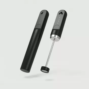 Subminimal NanoFoamer Lithium Black kädessä pidettävä maidonvaahdotin