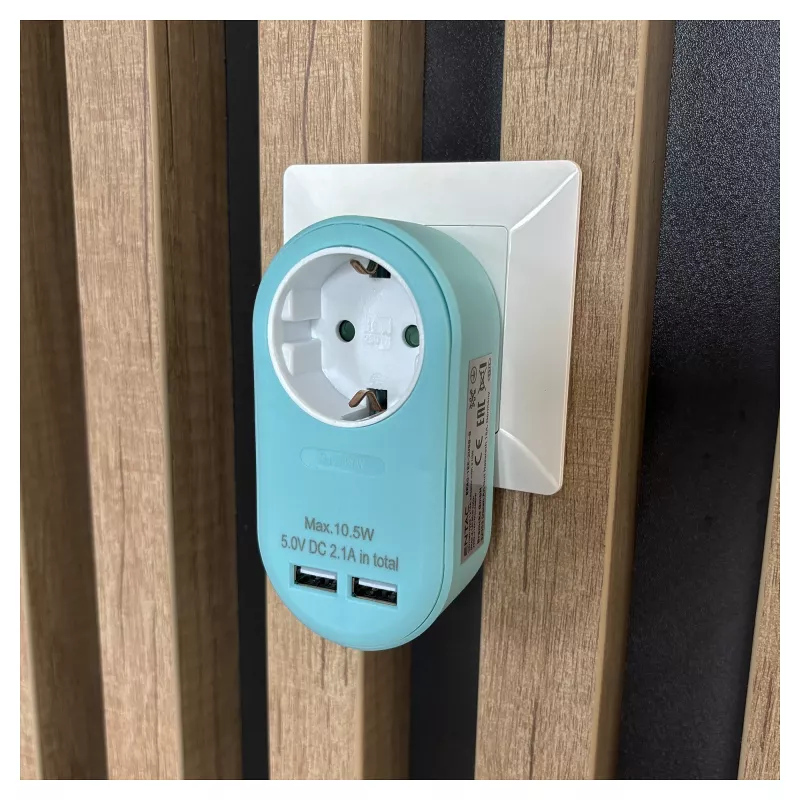 ENTAC pistorasia-adapteri 2x USB-A sininen