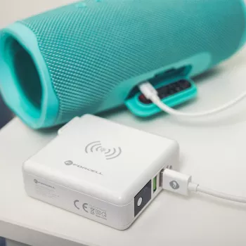 FORCELL F-ENERGY 4-in-1 15 W langaton laturi USB/USB-C-liitännöillä ja 8000 mAh varavirtalähde