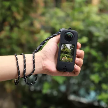 SUNNYLIFE silikoninen suojakotelo Insta360 X3:lle - musta