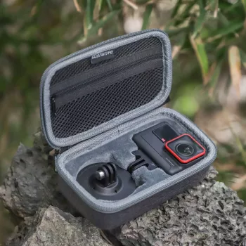 SUNNYLIFE kova kantolaukku Insta360 Ace / Ace Pro - musta