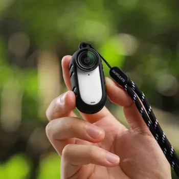 SUNNYLIFE silikoninen suojakotelo objektiivinsuojuksella Insta360 Go 3s - musta
