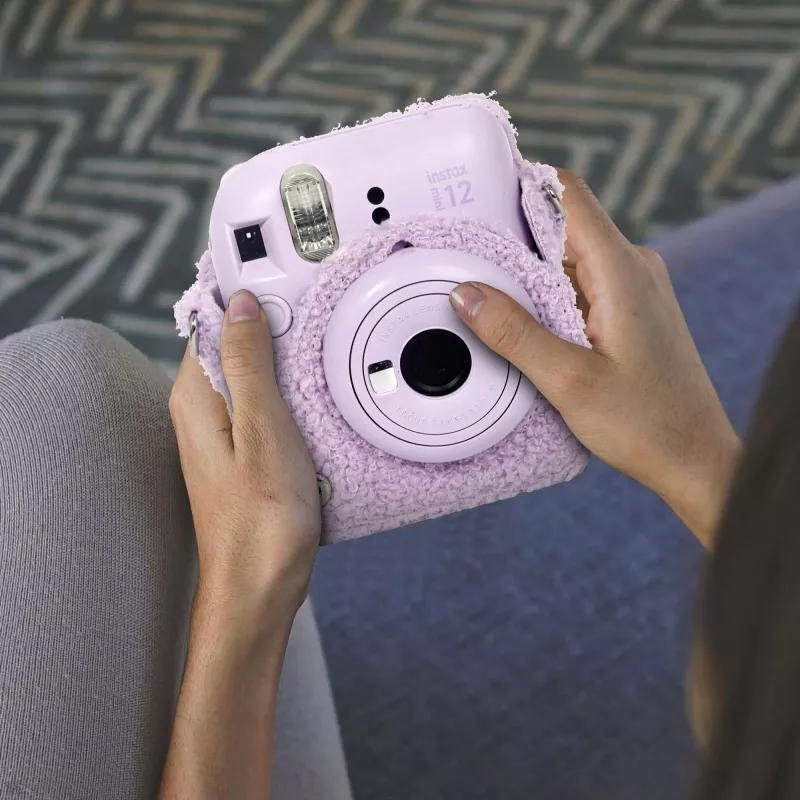 LOVEINSTANT plussakissan kotelo Fujifilm Instax Mini 12 - violetti