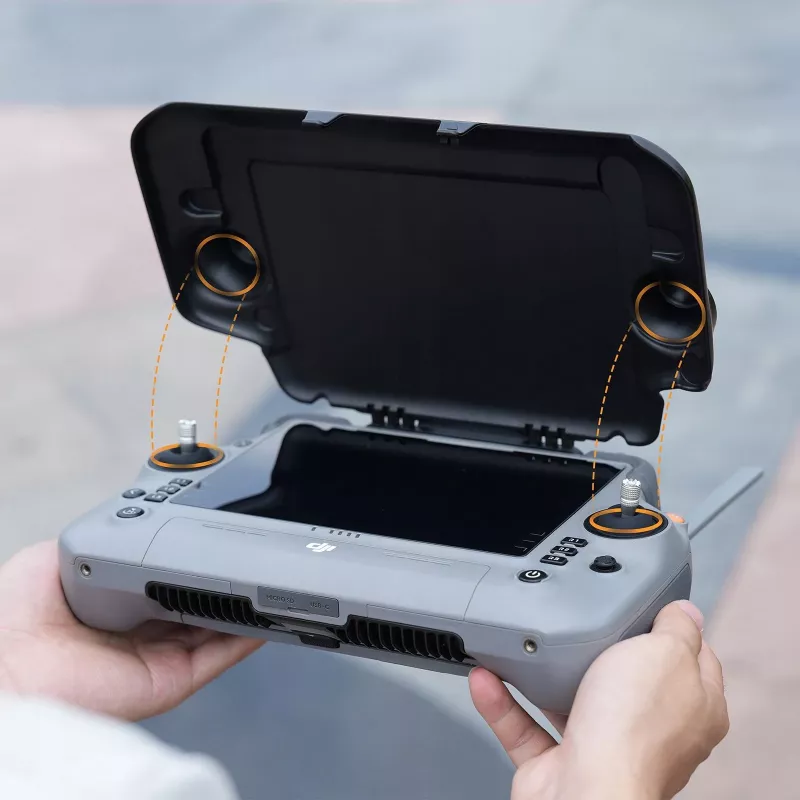 SUNNYLIFE vastavalosuoja + silikonikotelo DJI RC Plus 2 kauko-ohjaimelle YK05-D