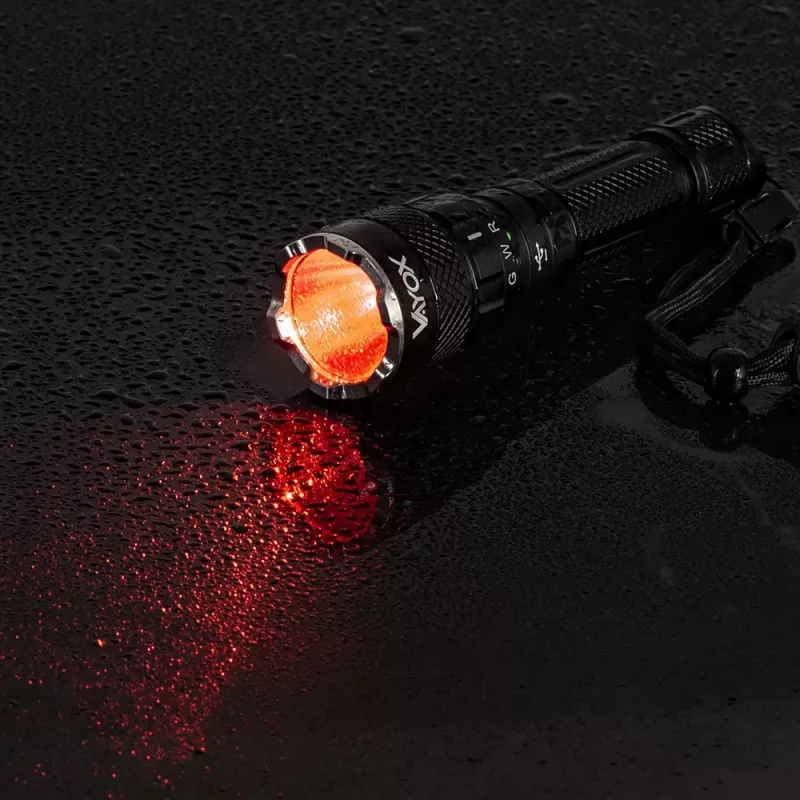 Vayox VA0099 LED-taskulamppu 1500 lumenia CREE XHP50 USB-C ladattava