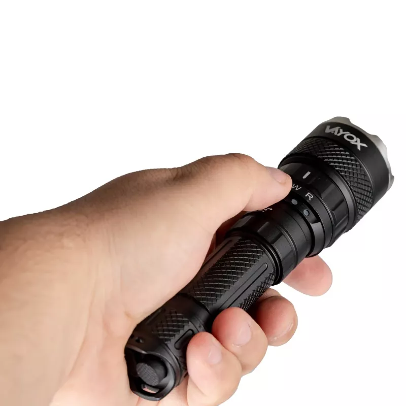 Vayox VA0099 LED-taskulamppu 1500 lumenia CREE XHP50 USB-C ladattava