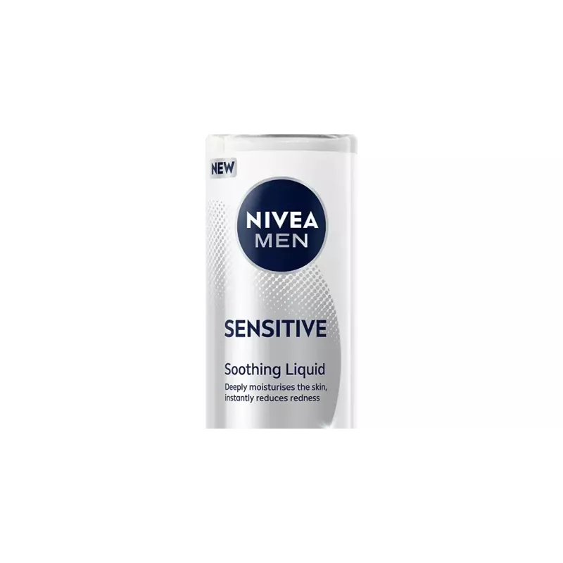 NIVEA Men Sensitive Light kasvoessenssi miehille 100 ml