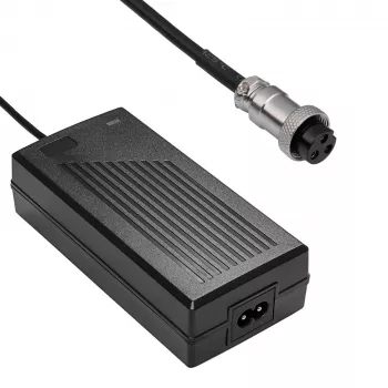 Akyga AK-EV-18 laturi 36 V (10S) Li-Ion-akuille (sähköpyörä / skootteri), 42 V / 2 A, 84 W, GX16 12 mm liitin