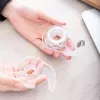 Deli läpinäkyvä teippi teippitelineellä D260804, 18 mm x 7 m