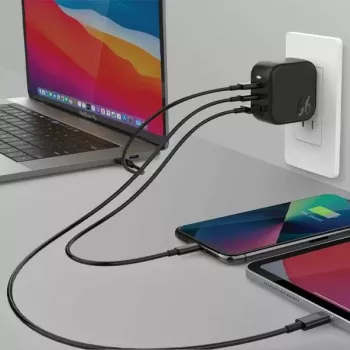 ENERGEA Travelite GAN66 66W GaN USB-C -laturi 2C1A musta US+EU