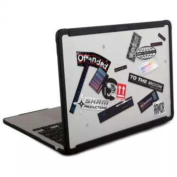 Skinarma Henko kova kotelo MacBook Air 13 tuumalle (2018-2020) - Frost Clear