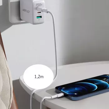 ACEFAST MFI USB-C - Lightning kaapeli 1,2m, 30W, 3A, musta (C2-01)