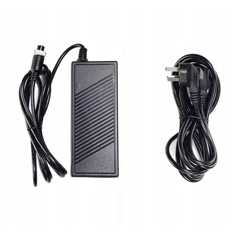 Ulanzi C120A1900632PI AC-virtasovitin 19V 6A 5-pin