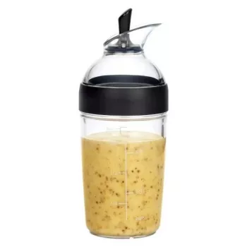OXO Good Grips salaattikastikkeen ravistin 236 ml musta