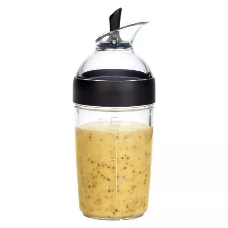 OXO Good Grips salaattikastikkeen ravistin 236 ml musta