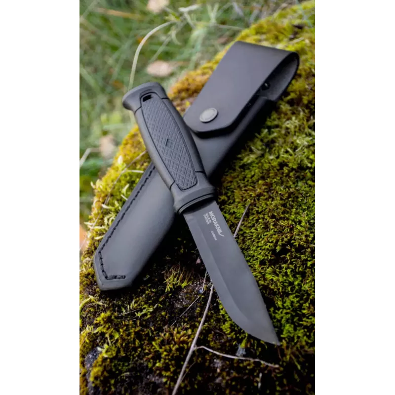 Morakniv Garberg Black Carbon -veitsi