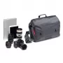 Manfrotto Manhattan Messenger Speedy 30 Black 15.6 inch kannettavan tietokoneen laukku