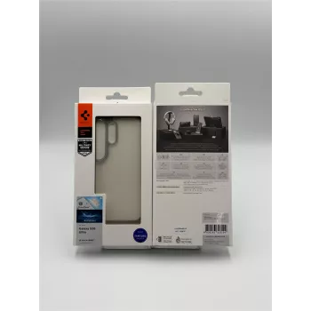 Spigen Ultra Hybrid kuori Samsung Galaxy S26 Ultra, läpinäkyvä/musta