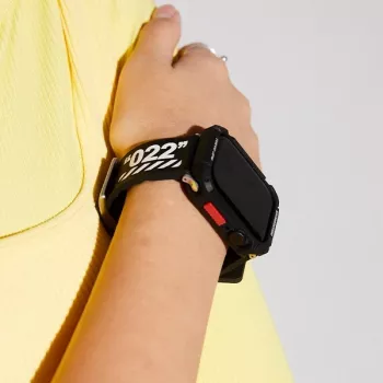 SKINARMA Kurono kotelo Apple Watch Ultra 49 mm - musta