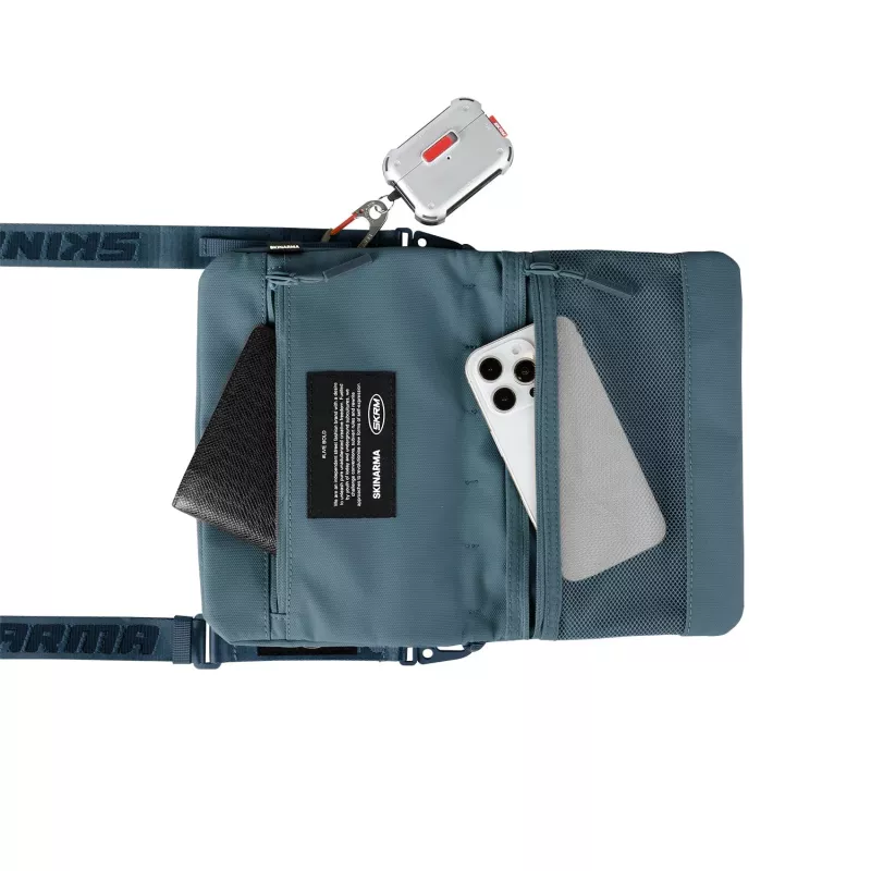 Skinarma Juno Crossbody-laukku June Blue