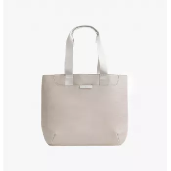 UNIQ Arden Tote 16L kannettavan tietokoneen laukku beige