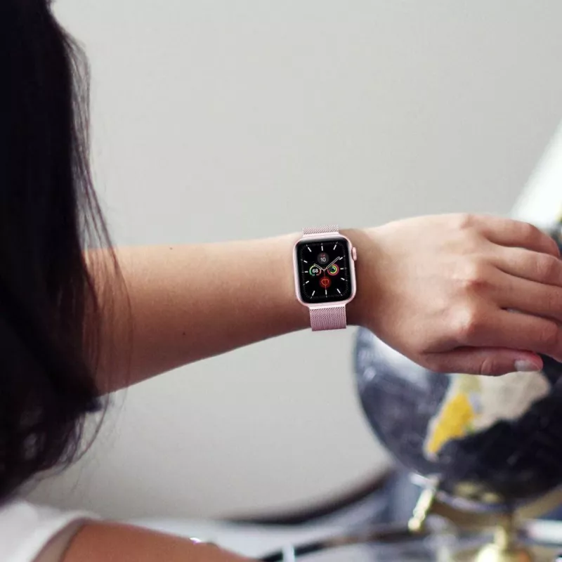 Tech-Protect Milanese Loop Apple Watch 8 / 9 / 10 / 11 / SE / Ultra (44 / 45 / 46 / 49 mm) - hopea