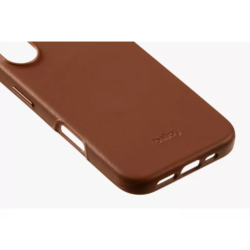 Bellroy Leather Case iPhone 16:lle, ruskea