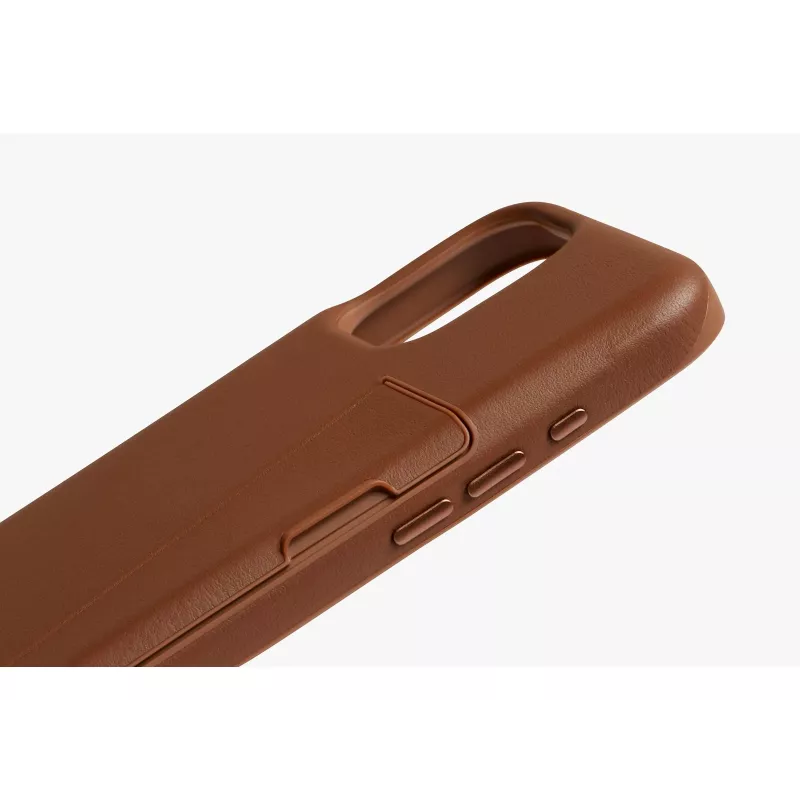 Bellroy Leather Card Case iPhone 16 Plus:lle, ruskea